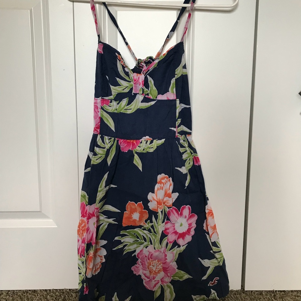 Hollister flower print dress